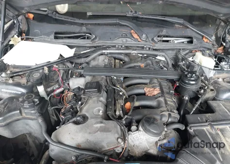 2006 BMW 330I from USA, damaged, VIN WBAVB33516PS17448